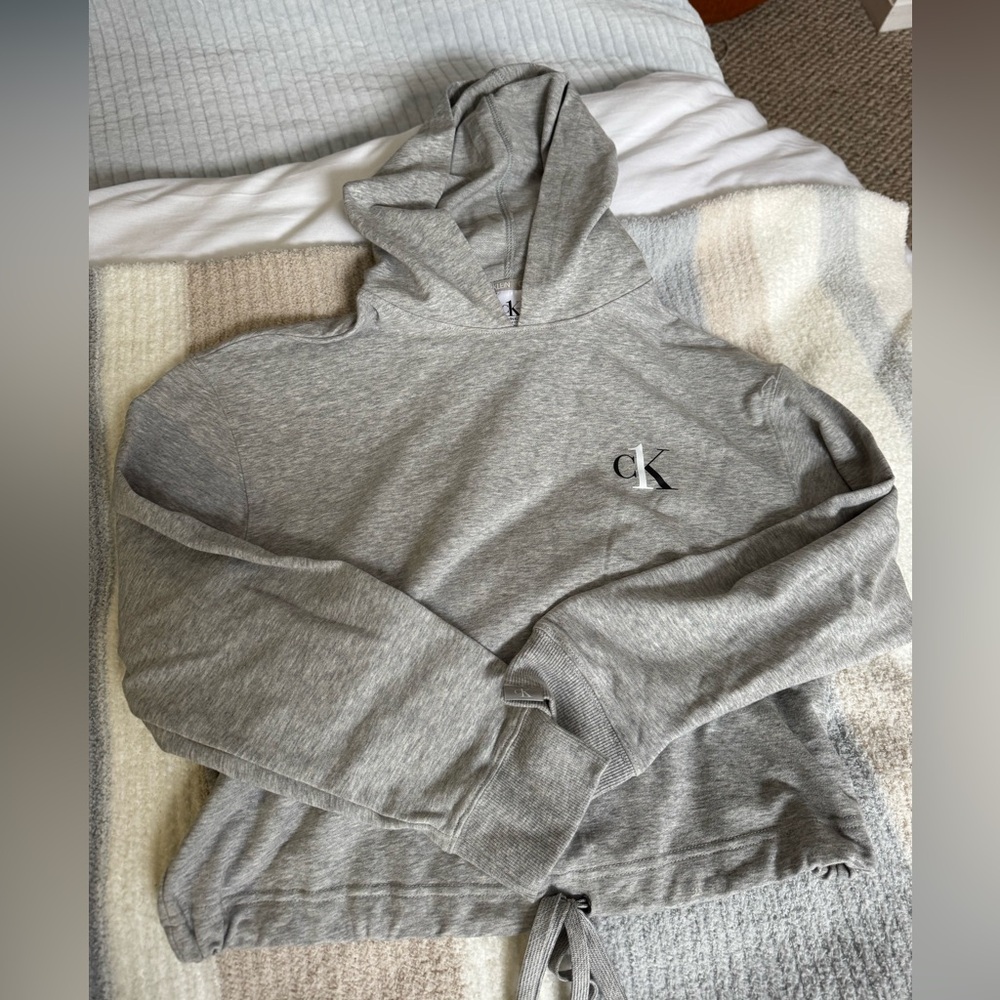Calvin Klein Light Gray Sweatshirt